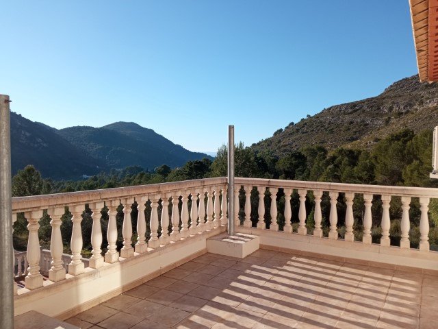 Property 2453 - Image 24